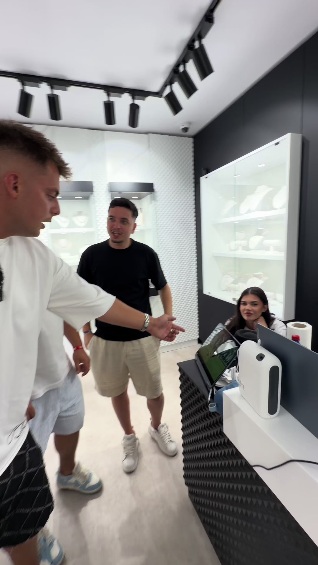 @Ice Concept România