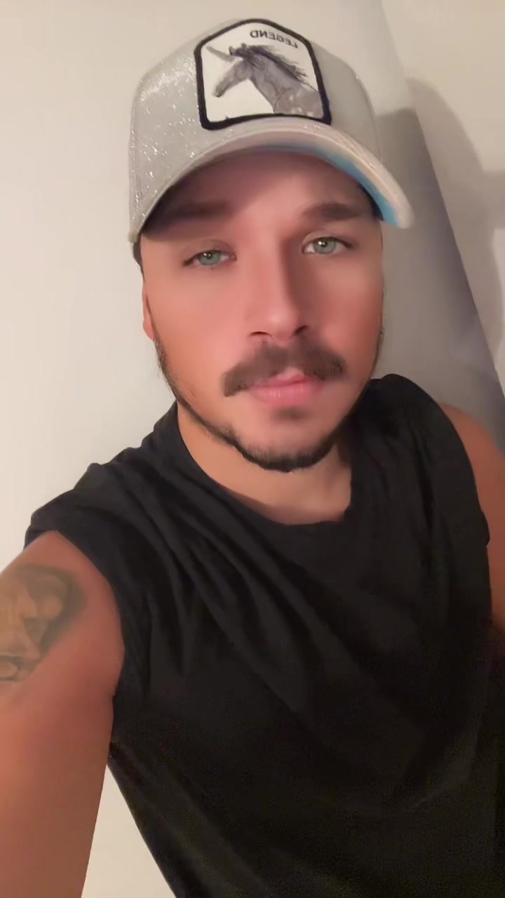 @josycolombooffcial