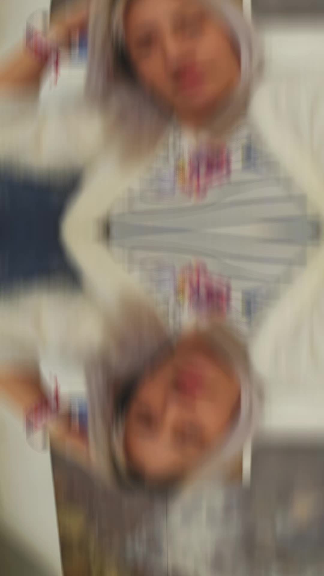 @Maria Tudose