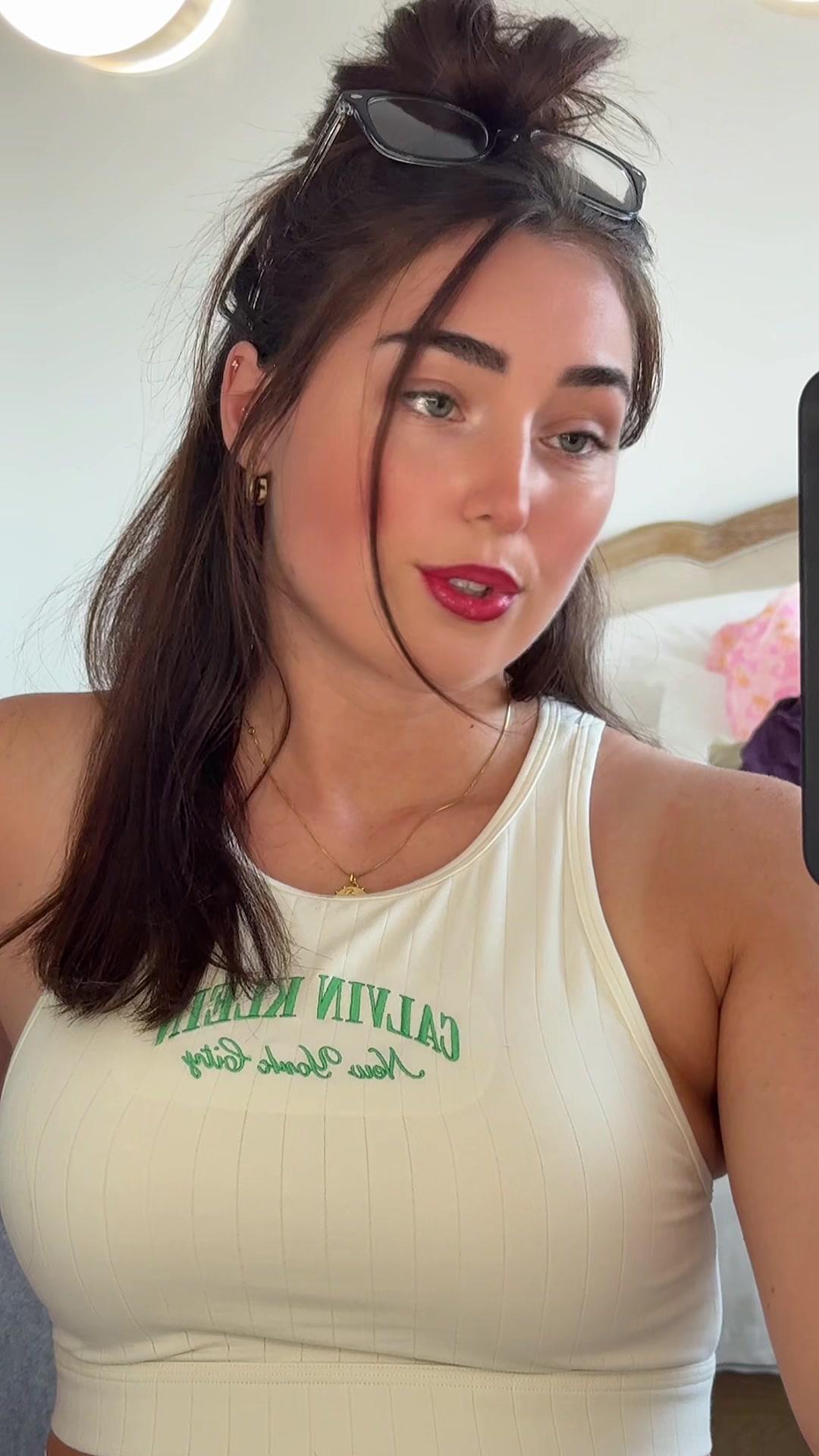 @Cutepowerlegslive