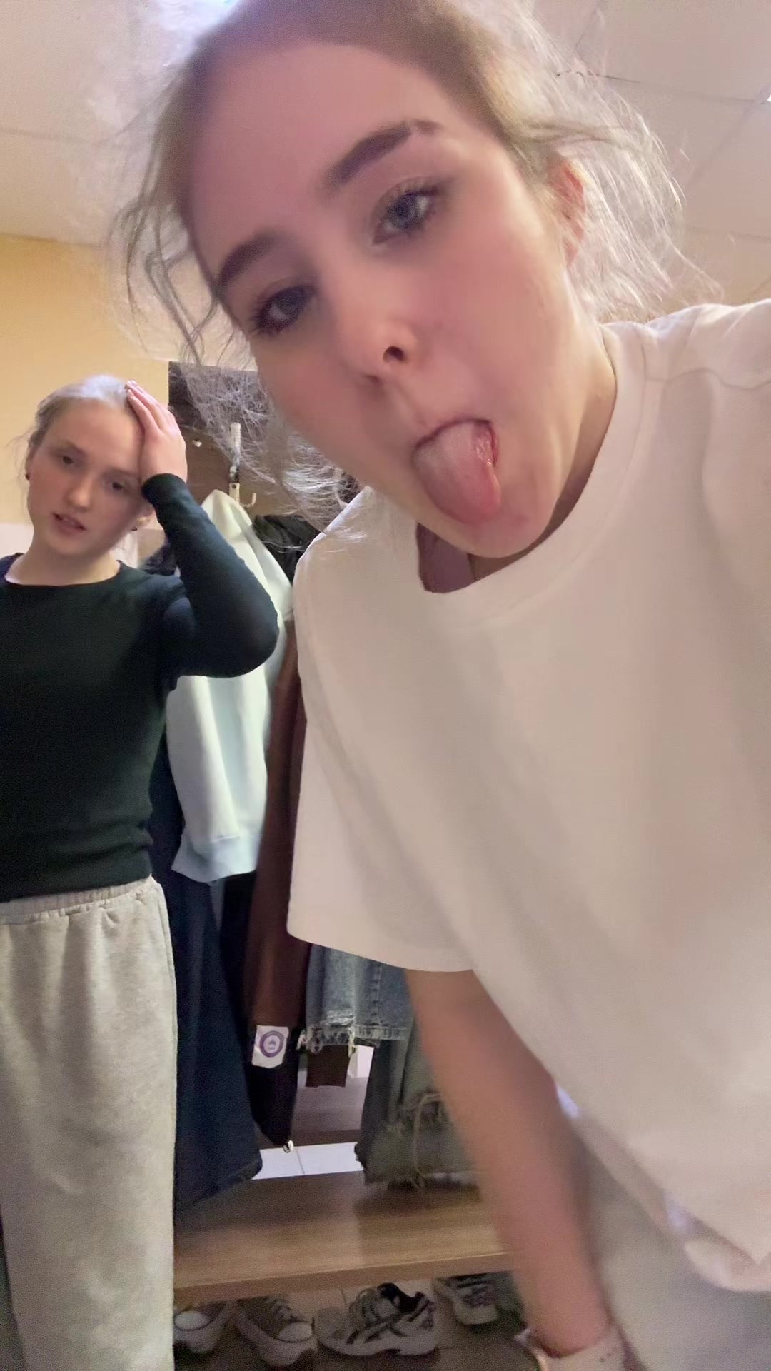 @🥱