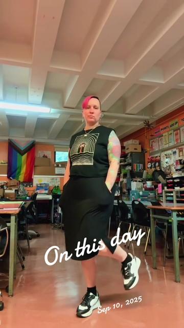 @♥️☮️🌈Elizabeth♥️☮️🌈