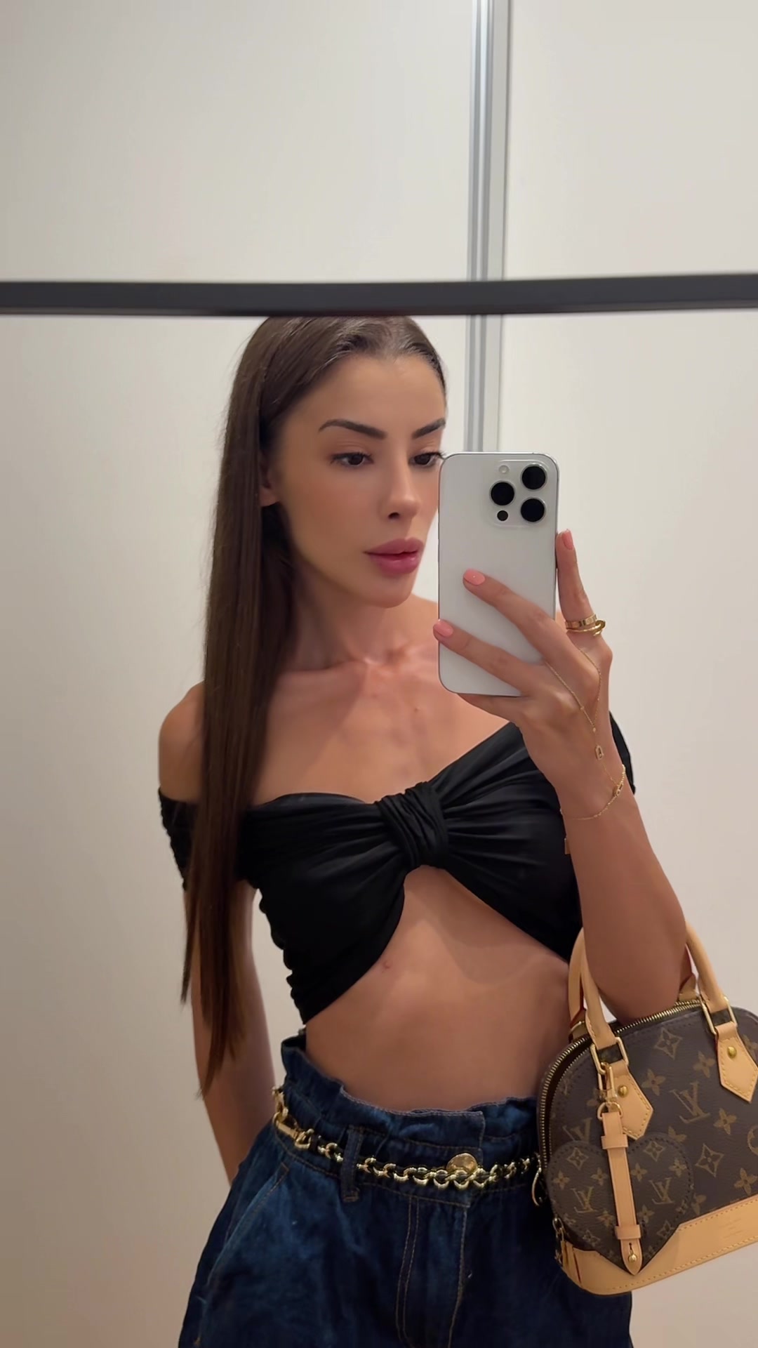 @Daniella🥹