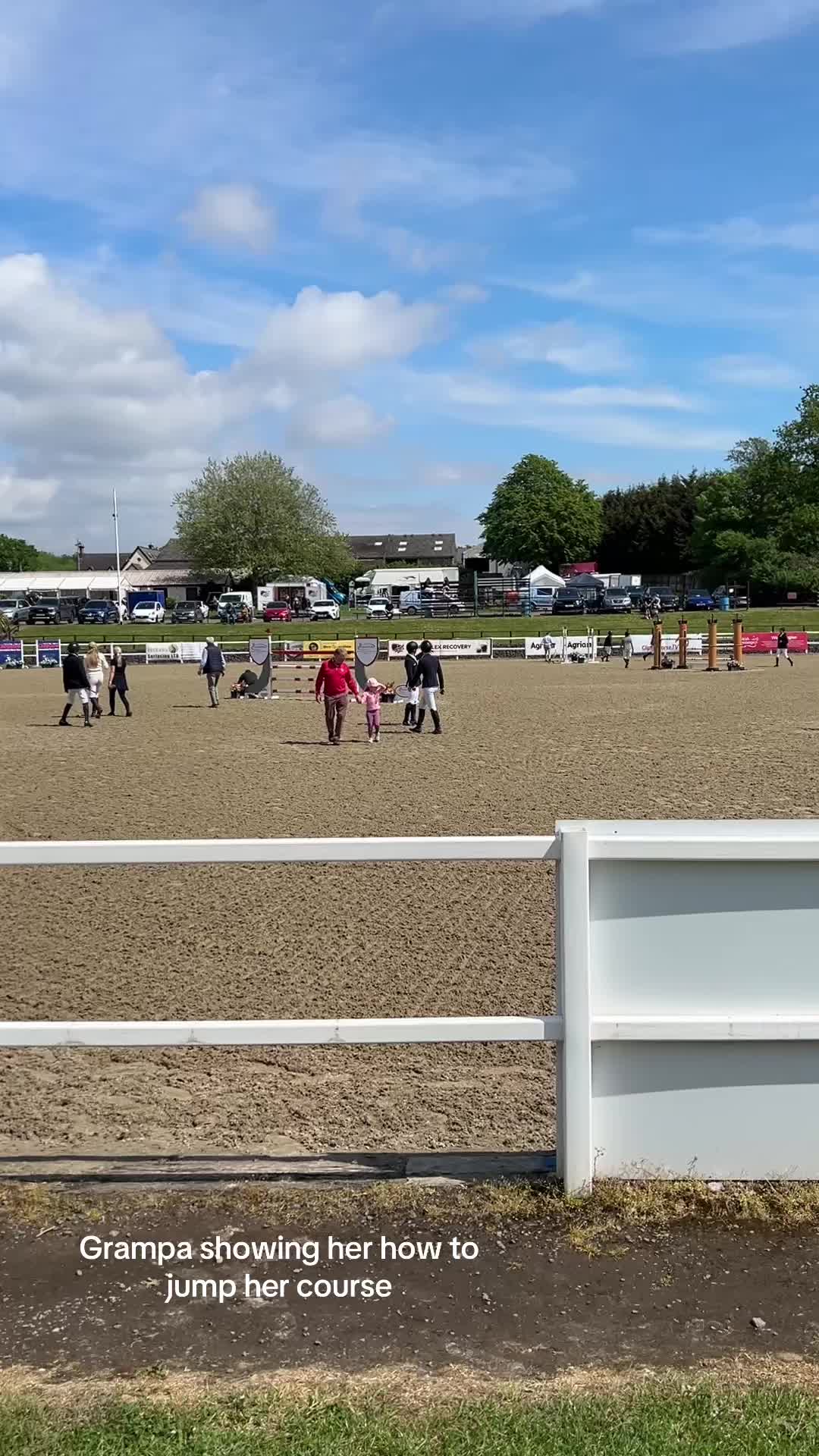 @markedwardsshowjumping