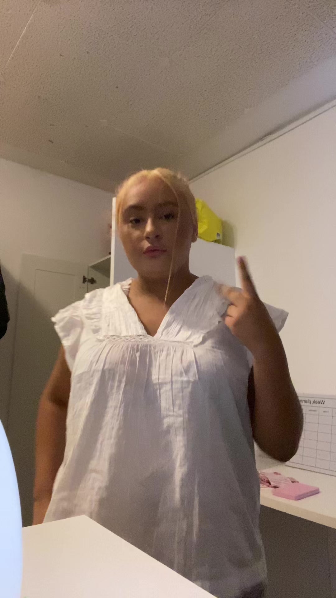 @Lina