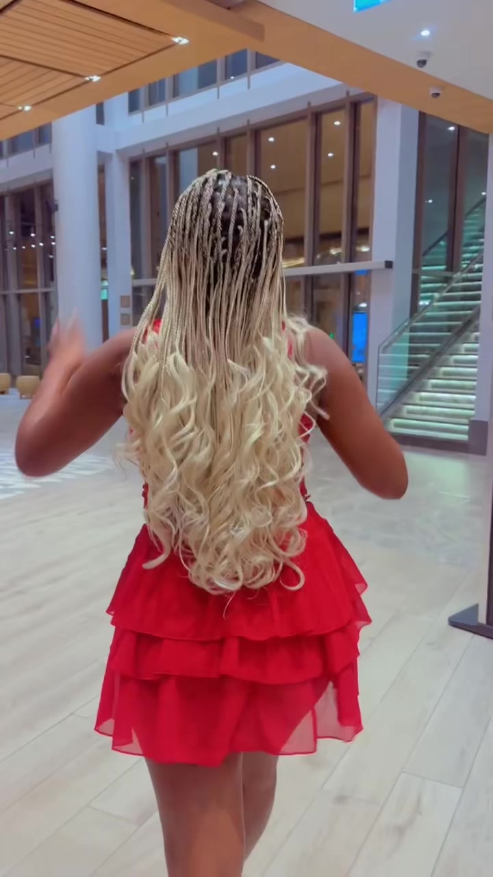 @Tasha🦋🪢🕷️🩸