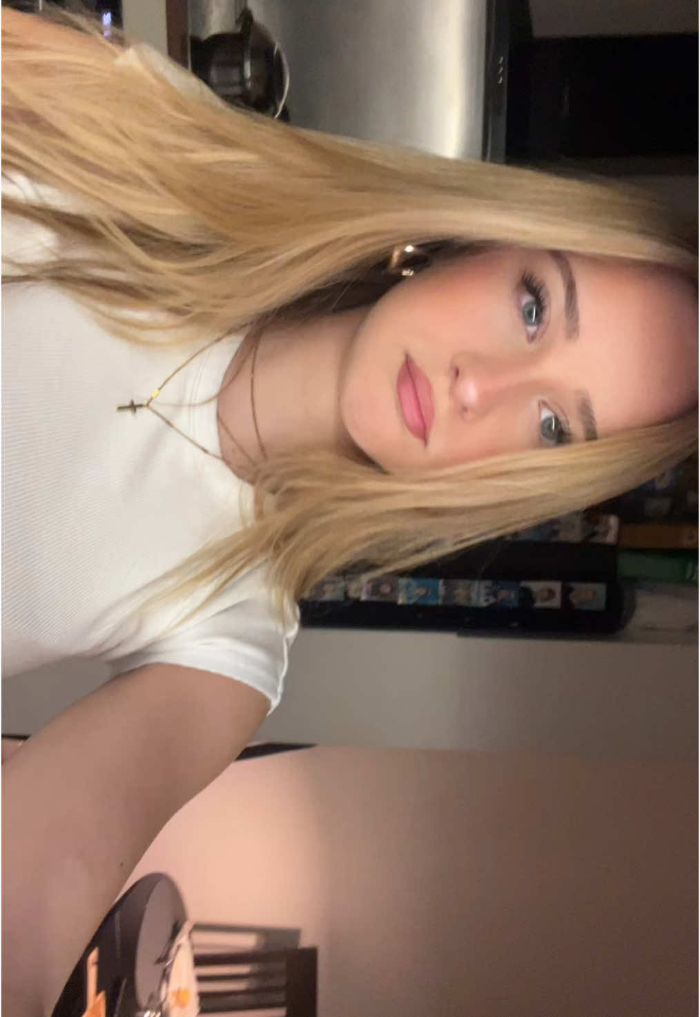 @Laraaaa🇷🇸