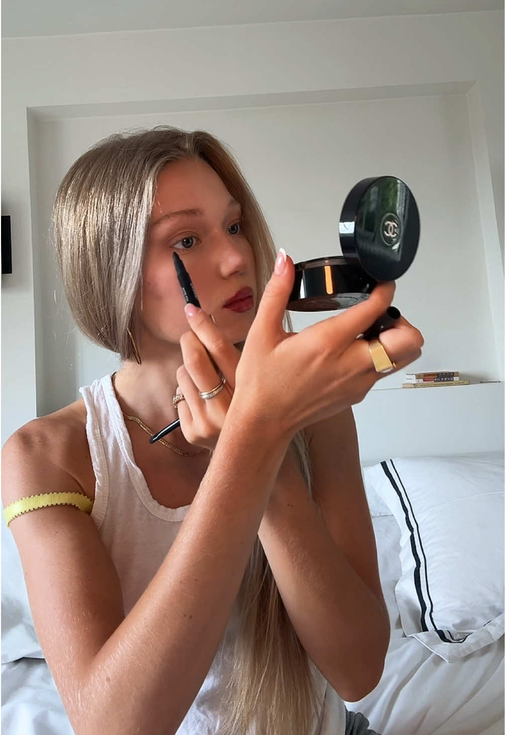 @Liv