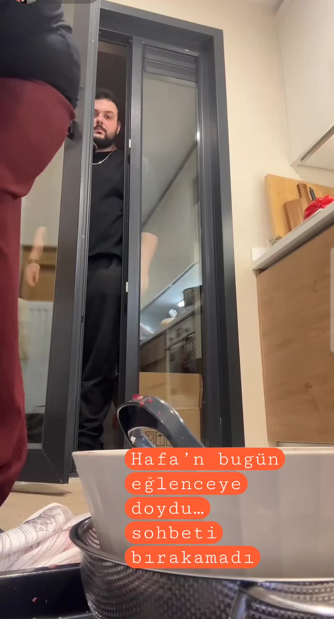 @Defne