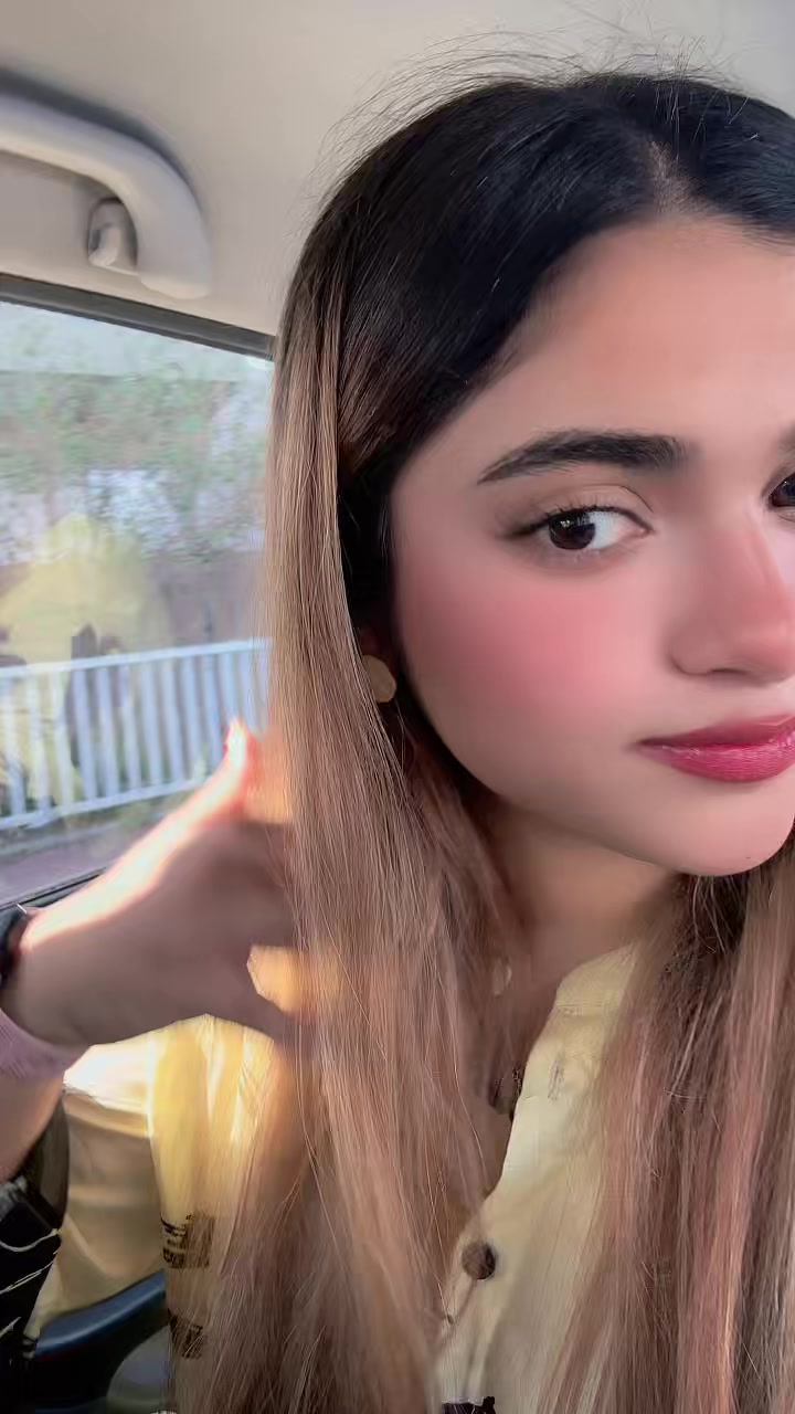 @Areeba 🌸