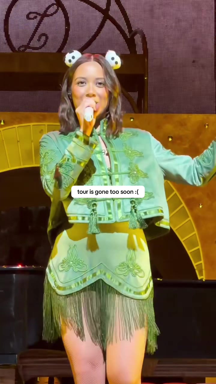 @valentinelaufey (fan account)