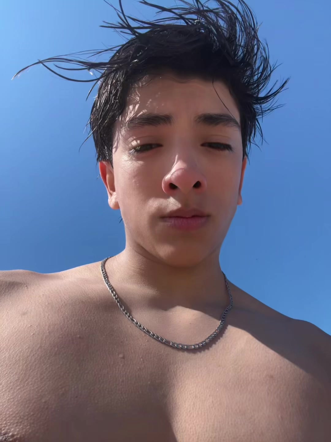 @daniel._.villawolves