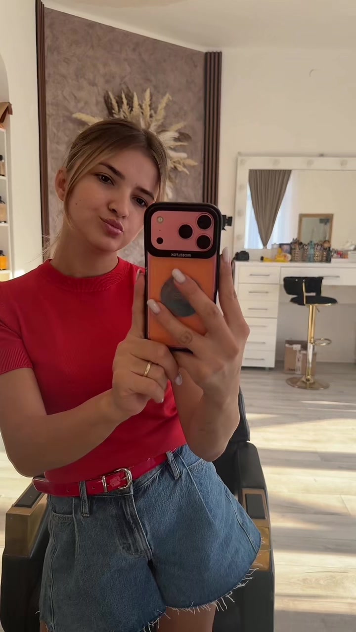 @Elena Alexandra Danc