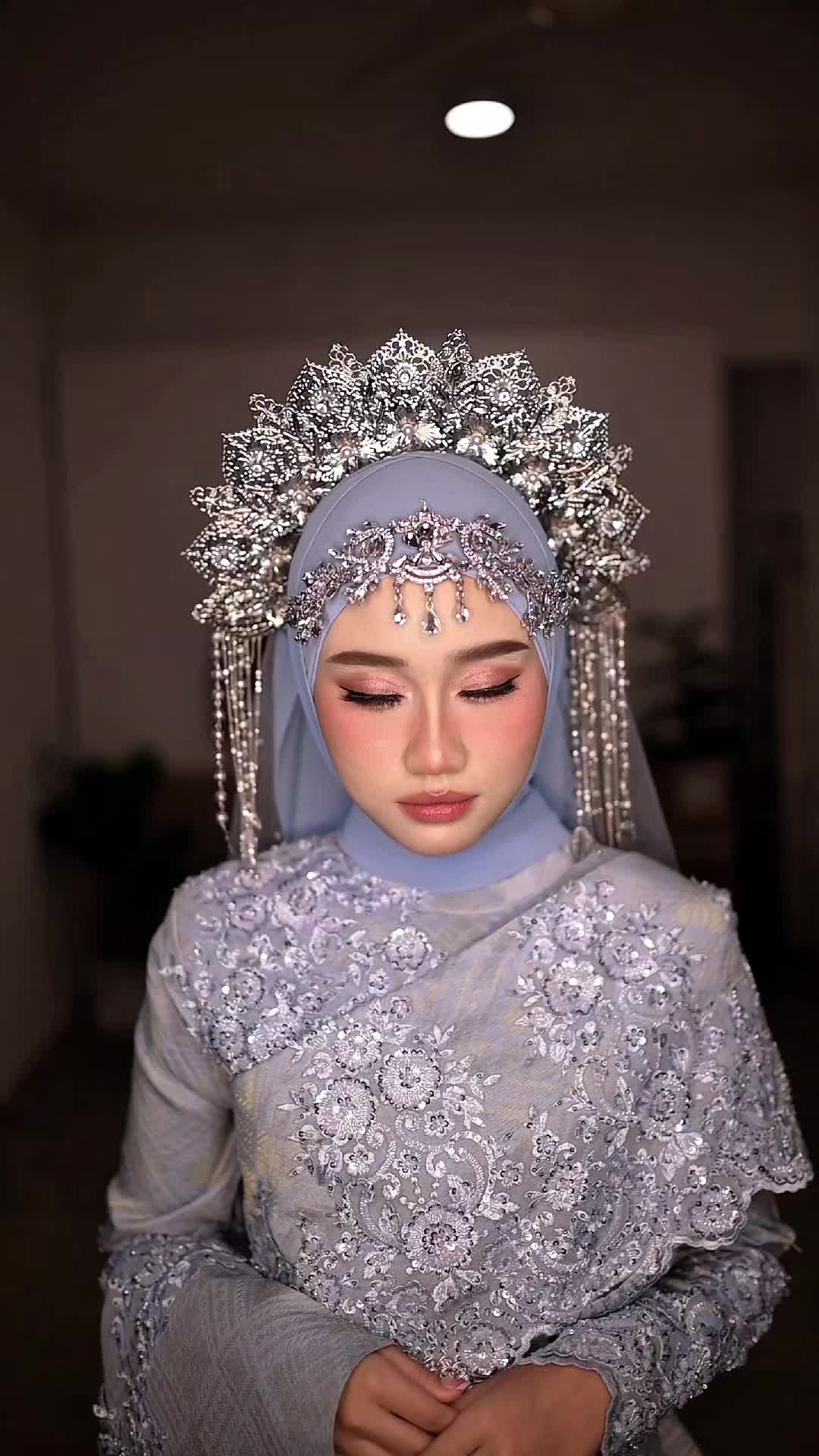 @Bunsi Listriana ๐ฎ๐ฉ๐ฒ๐พ