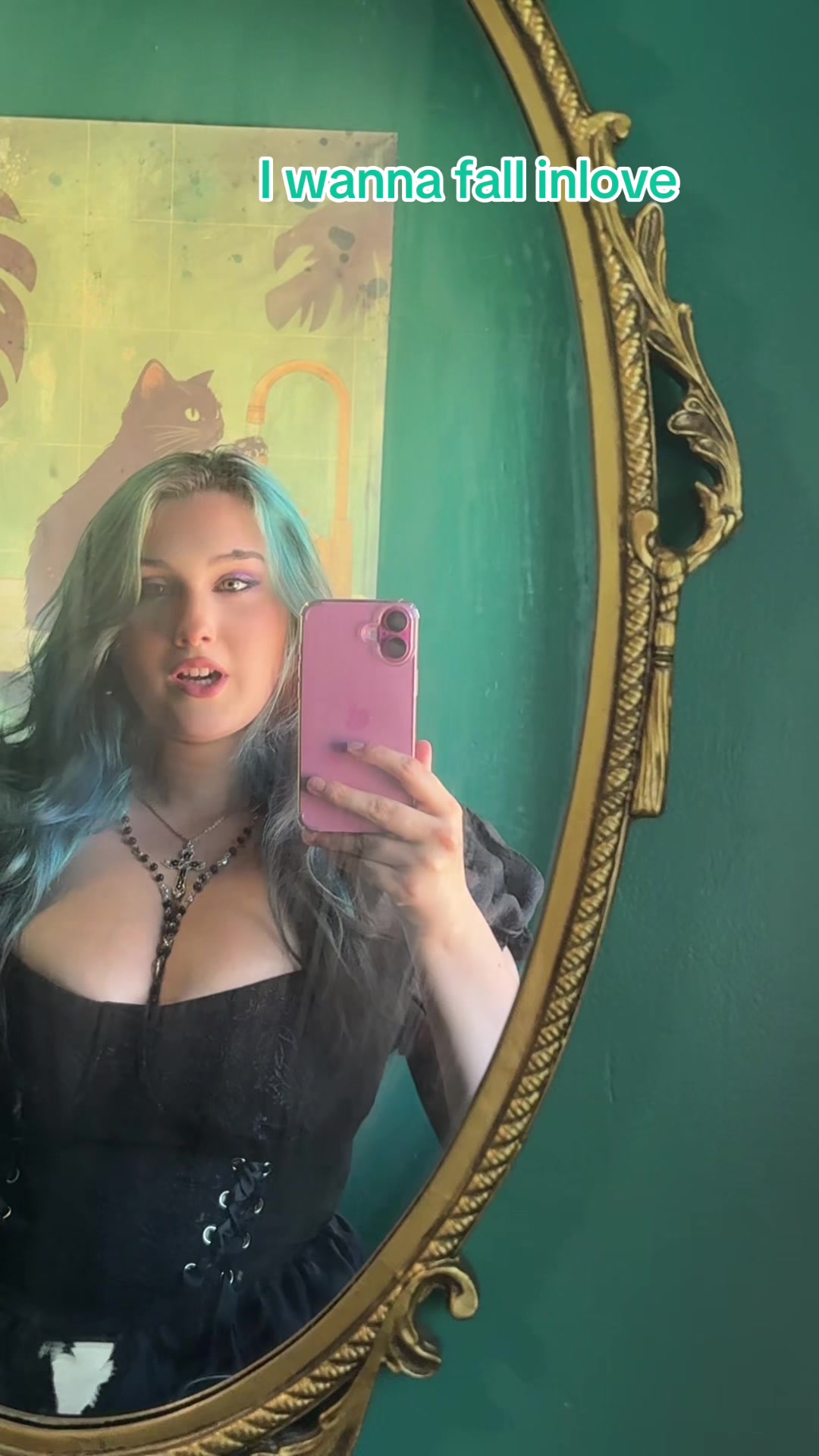 @🥀miku🦇