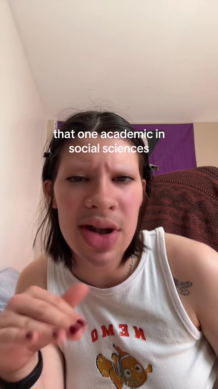 @sara ⚢