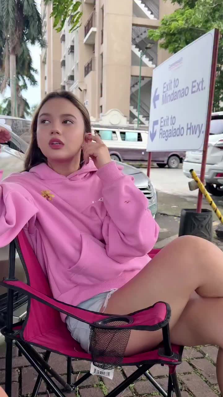 @Kayla Davies Fan