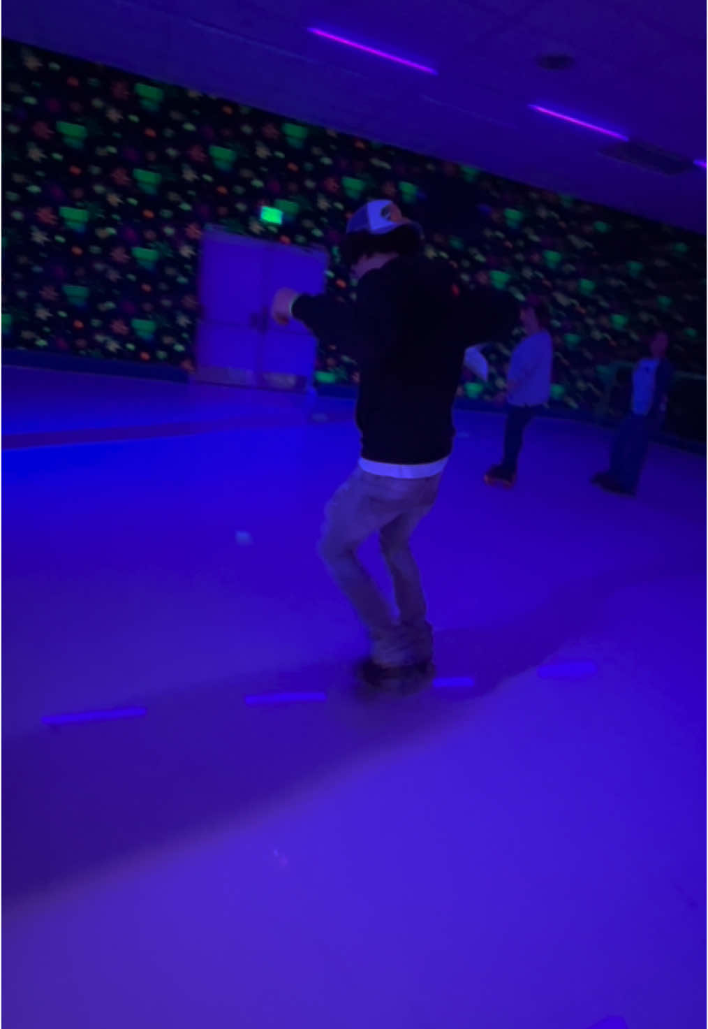 @️