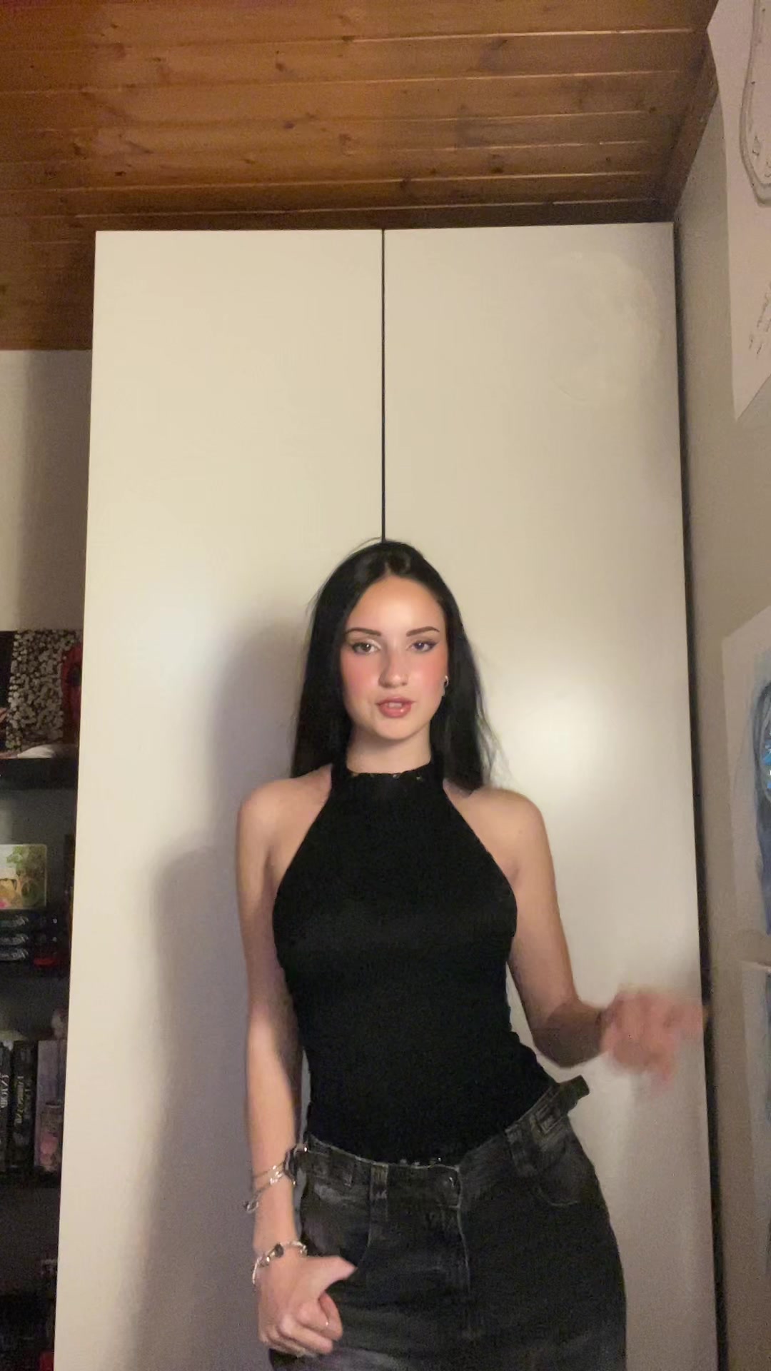 @𝒜ℒℰ