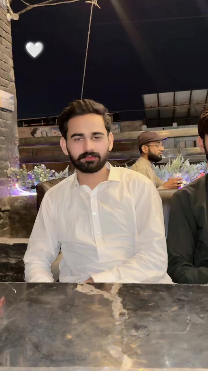 @SHANU MALiK 🕊️👑
