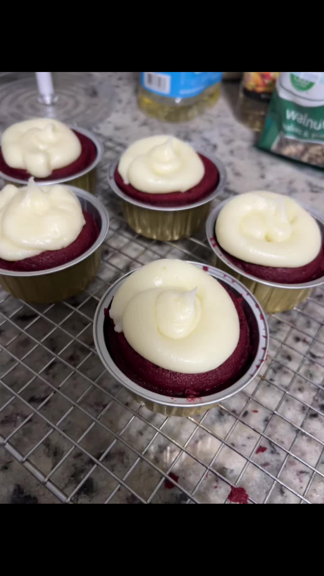 @NuthinButtaCake