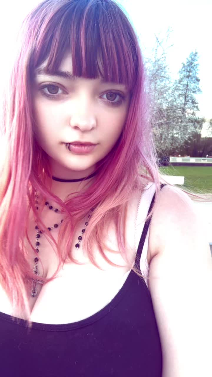 @leebee
