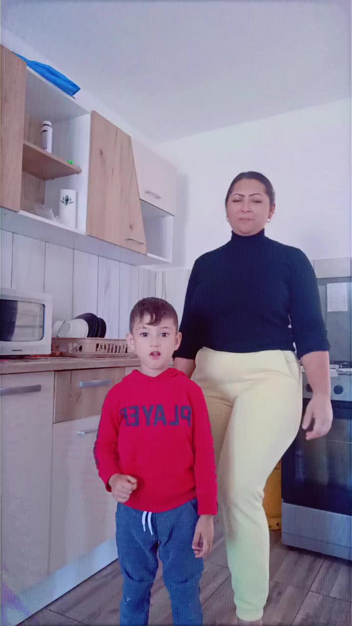 @Claudya Szilagyi