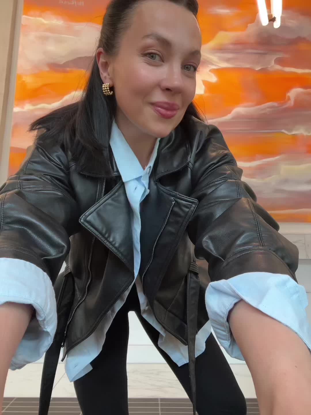 @Alena Kyptilova