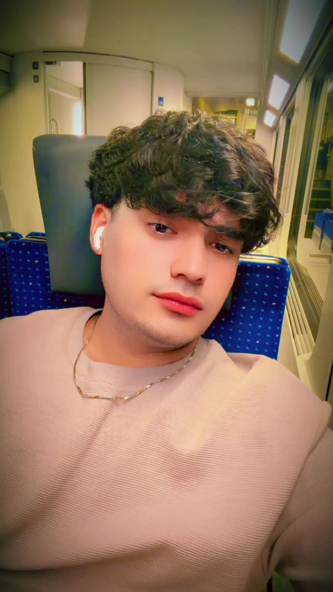 @Beşir Norouzi🇨🇭🥰🇬🇧