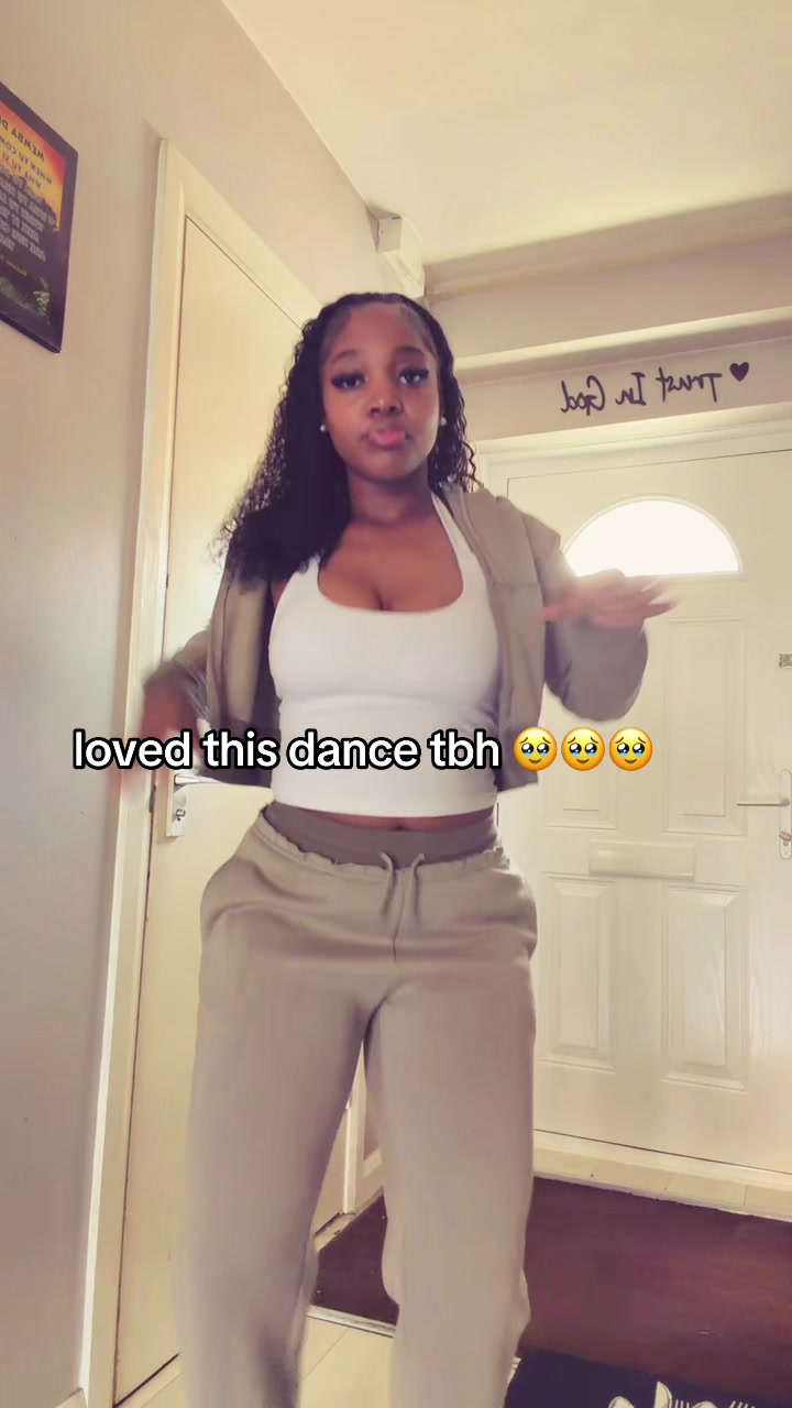 @itsdomig2