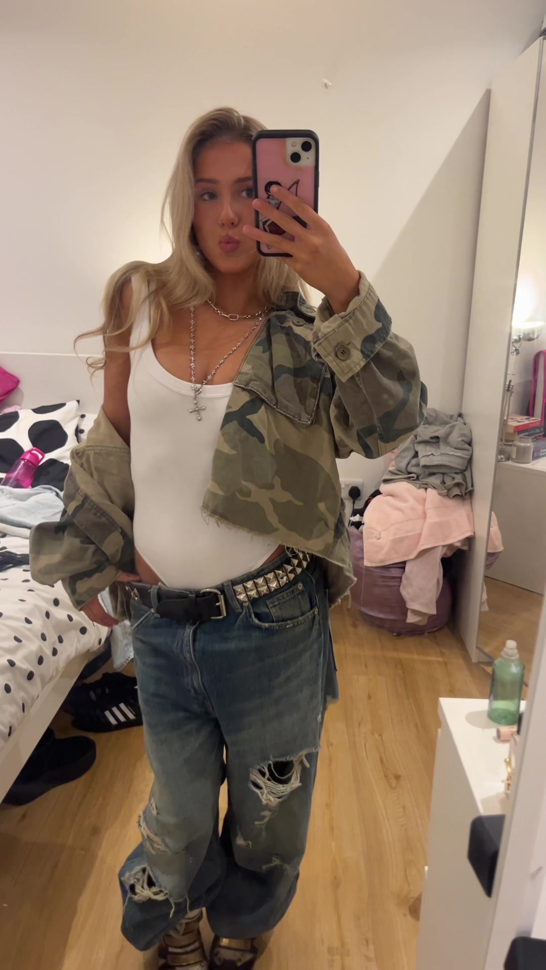 @Ella *ੈ✩‧₊˚