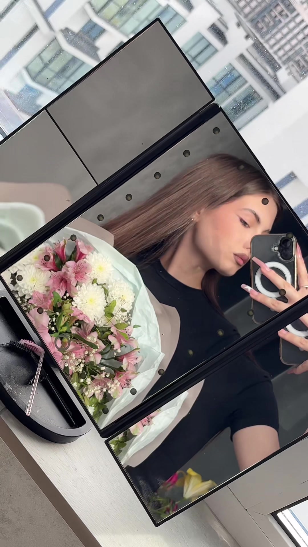 @Кира