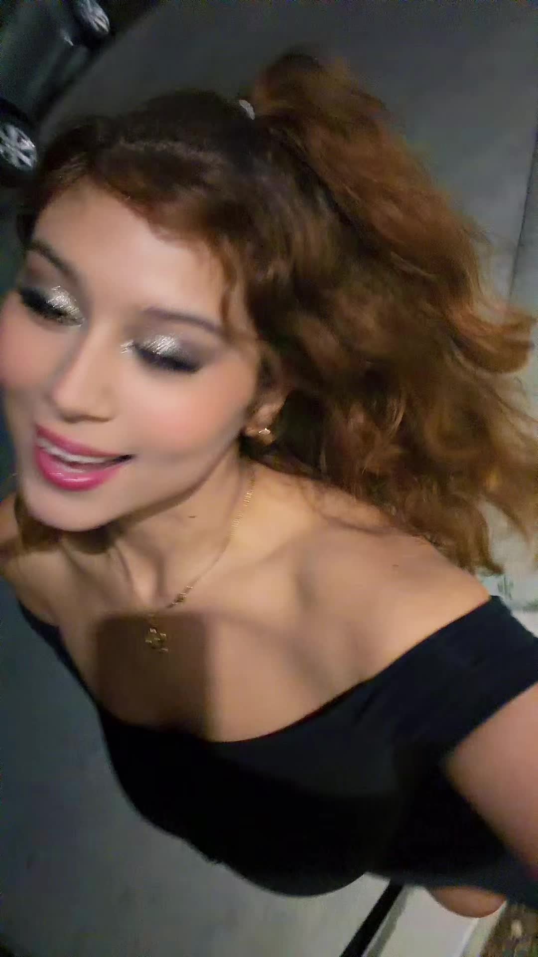 @★