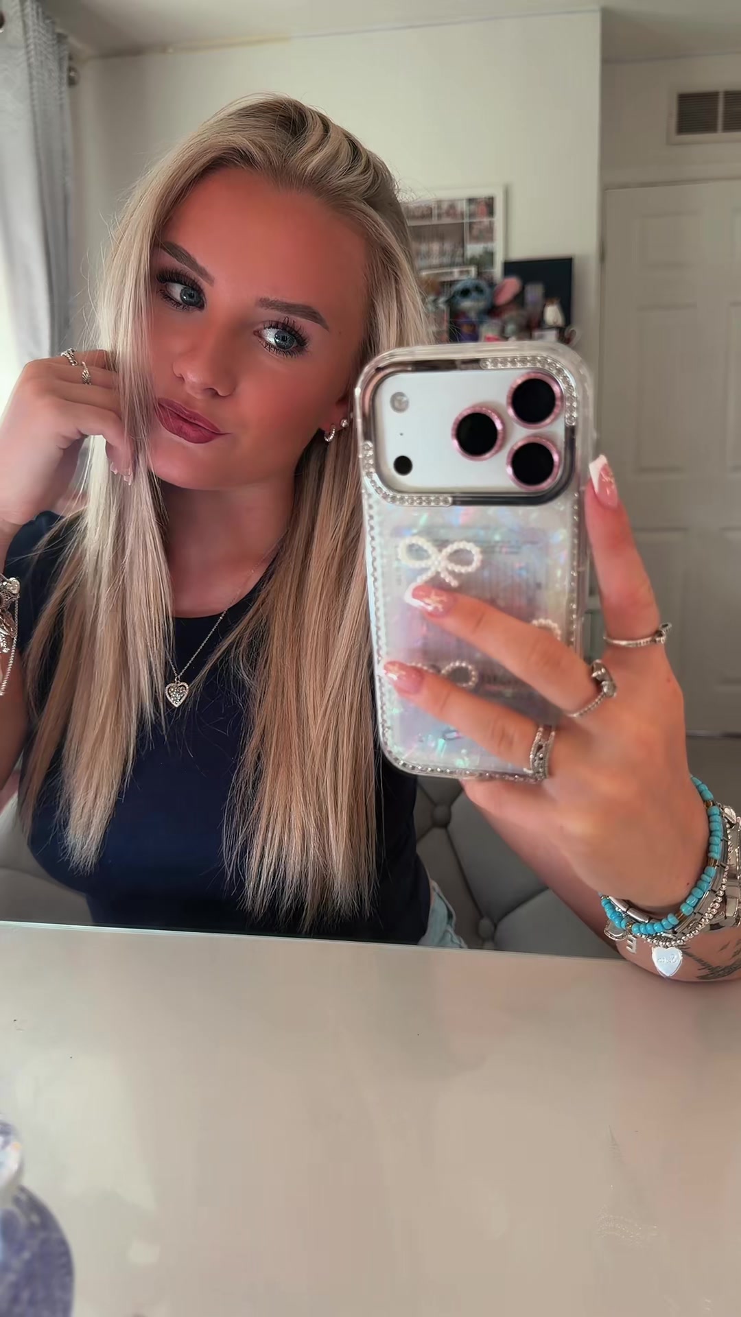 @EmmaMofficial