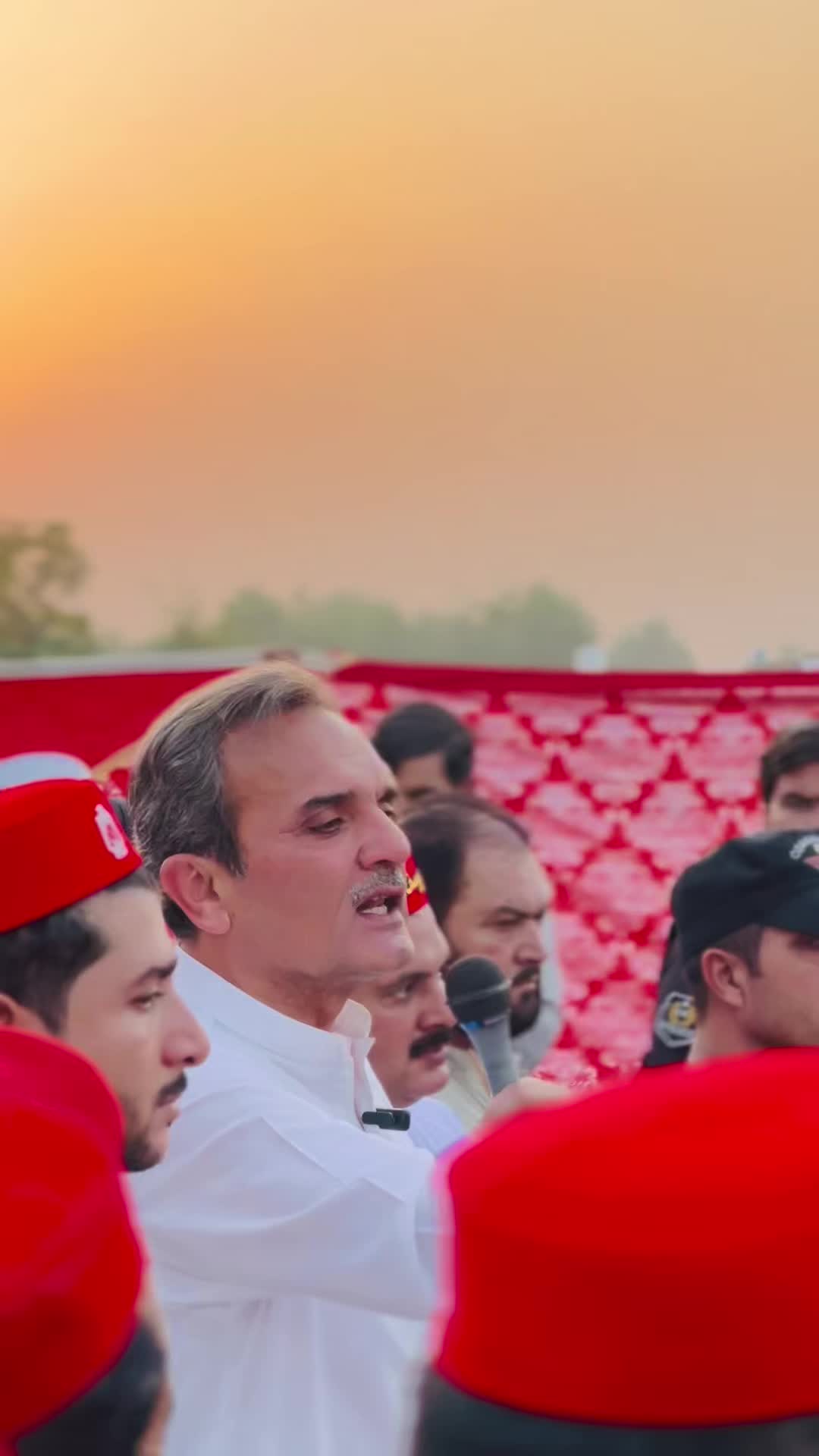 @𝙄𝙢𝙖𝙙 𝙈𝙖𝙣𝙙𝙤𝙤𝙧𝙞 🚩