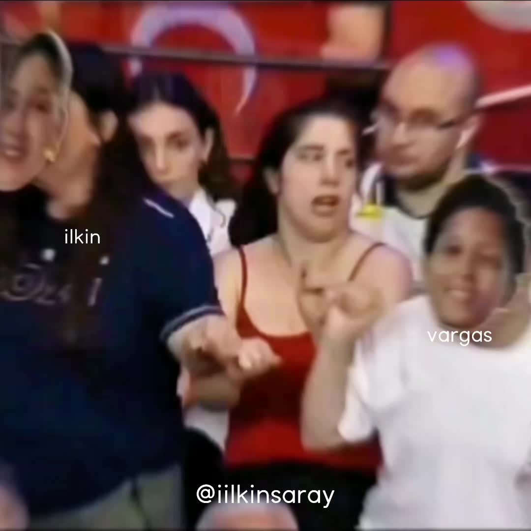 @👻