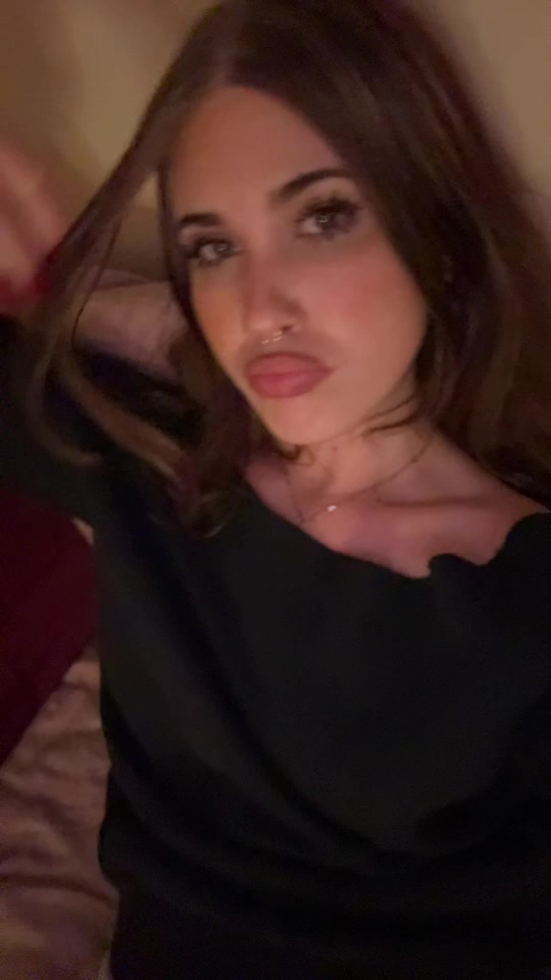 @Superhotsexygirl