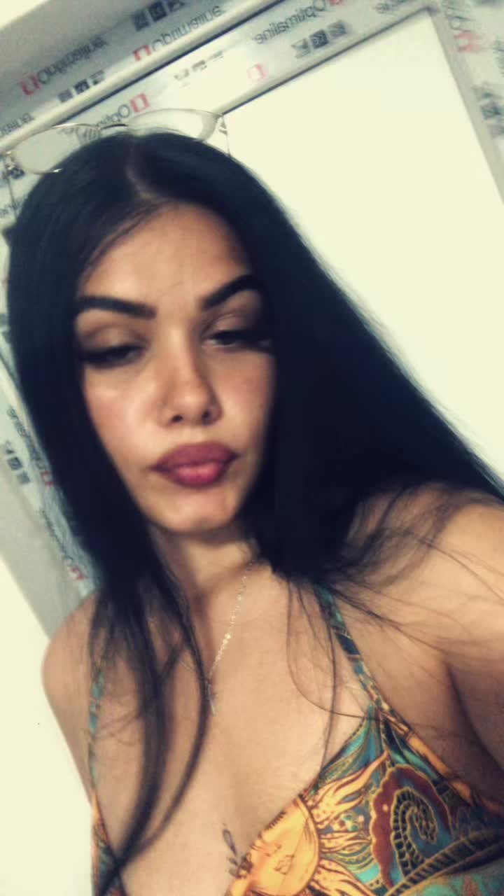 @rebecca😈