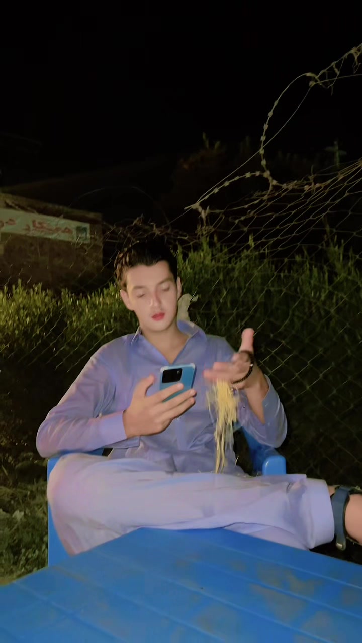 @𝙄 𝙏 𝙎