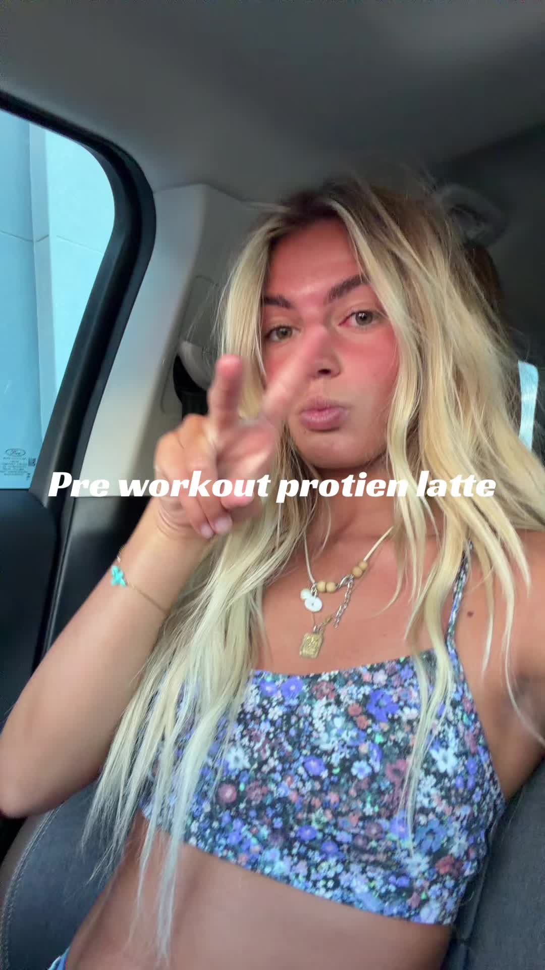 @LivvySamps