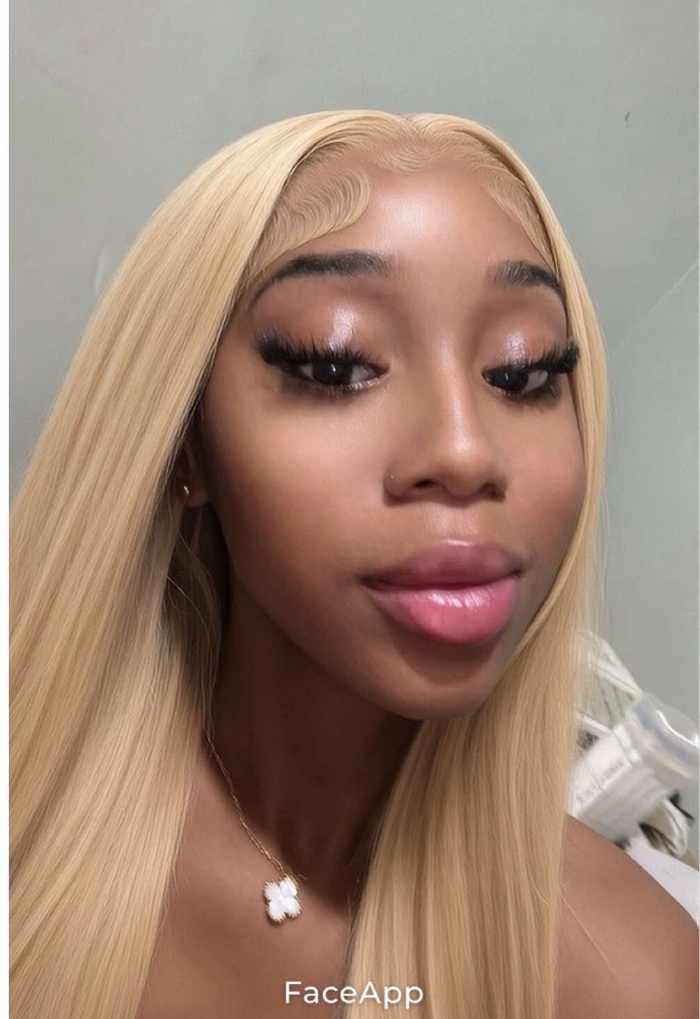 @𝐒𝐭𝐞𝐥𝐥𝐚𝐫𝐆𝐢𝐫𝐥𑣲⋆🎀