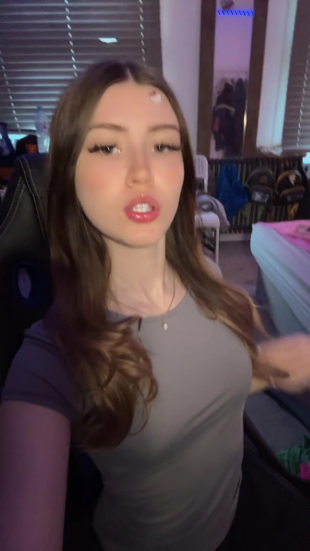 @vee