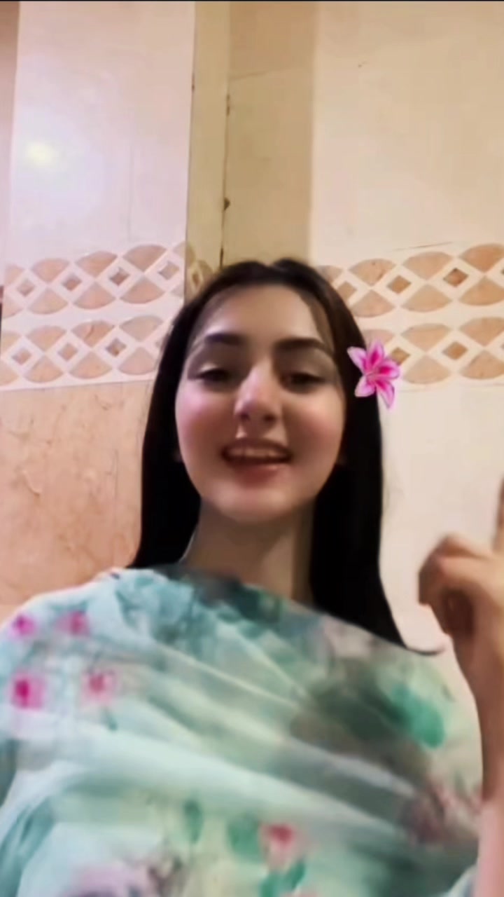 @乙ᗩᖇᗩ🦋