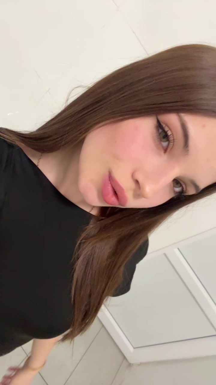 @helovesalessia