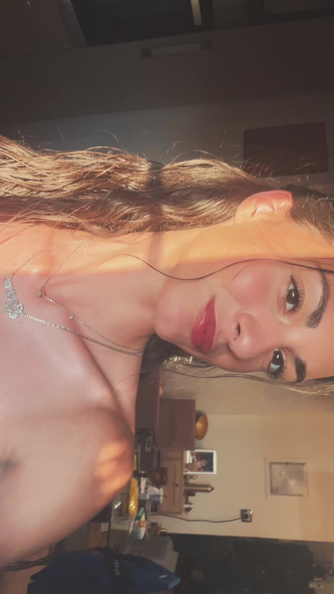 @elena