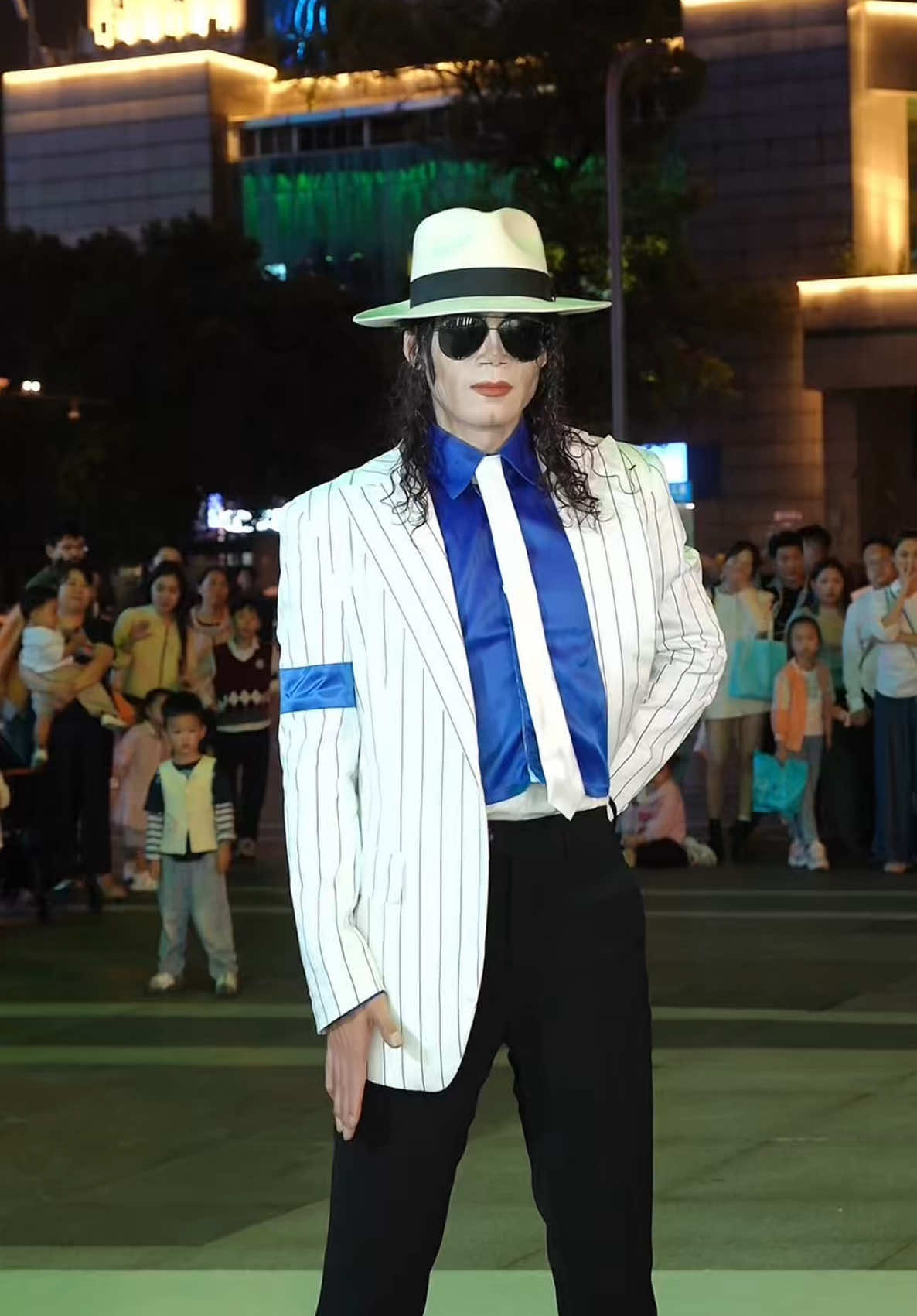 @MichaelJacksonCJ
