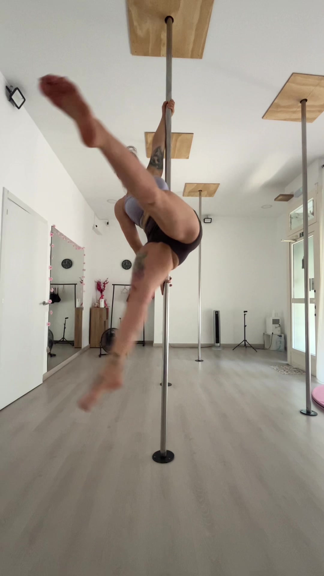 @PoleAngels