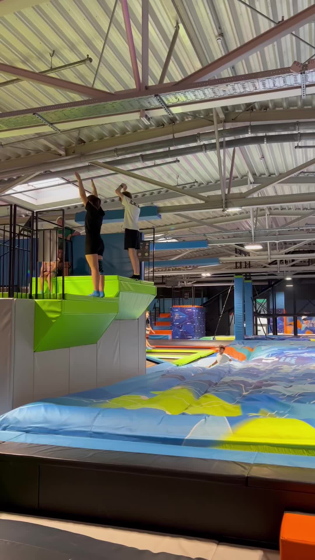 @Jana🤸🏻♂️
