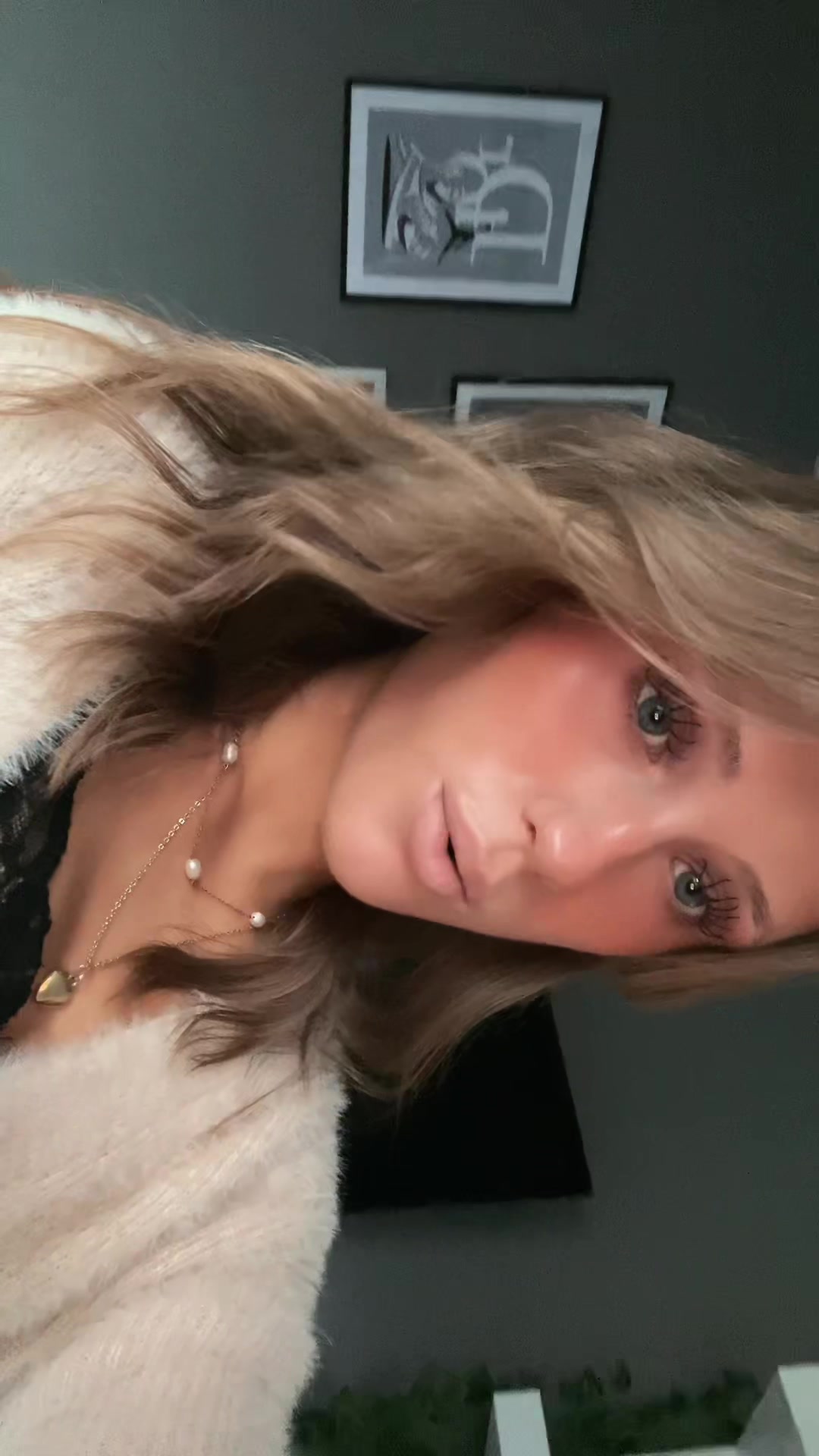 @😽