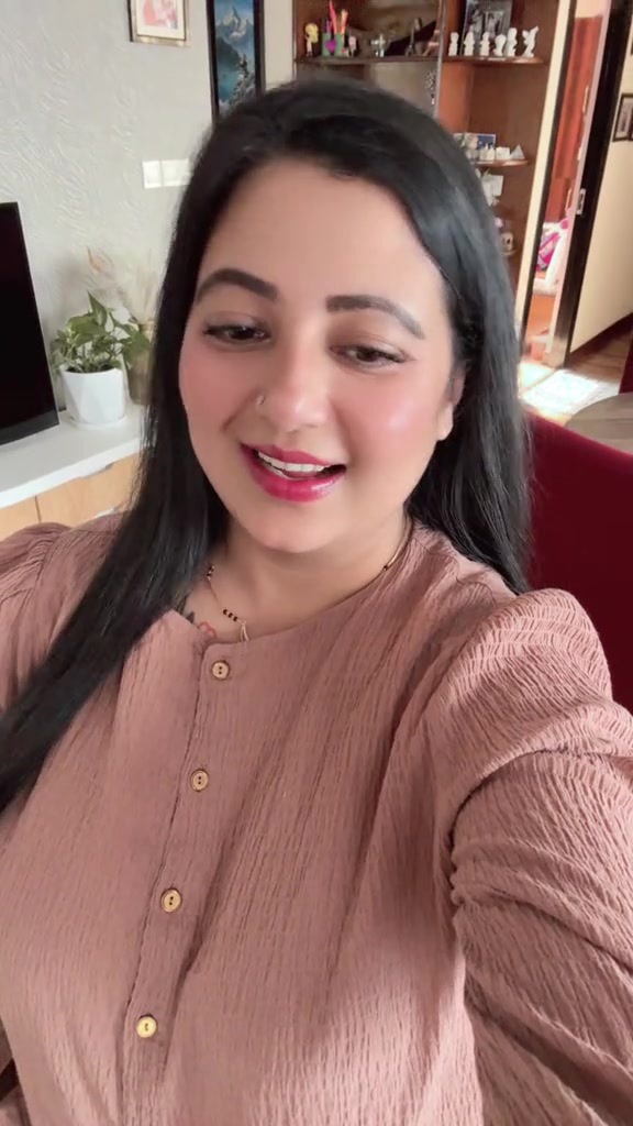 @Saniya 💫🇳🇵